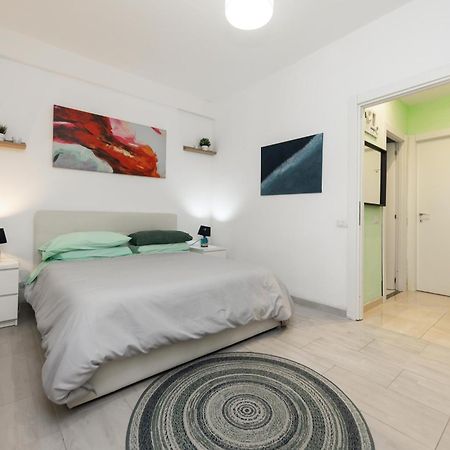 Lotus - Appartamento Sul Mare A Ostia Con Giardino Relax Eksteriør bilde
